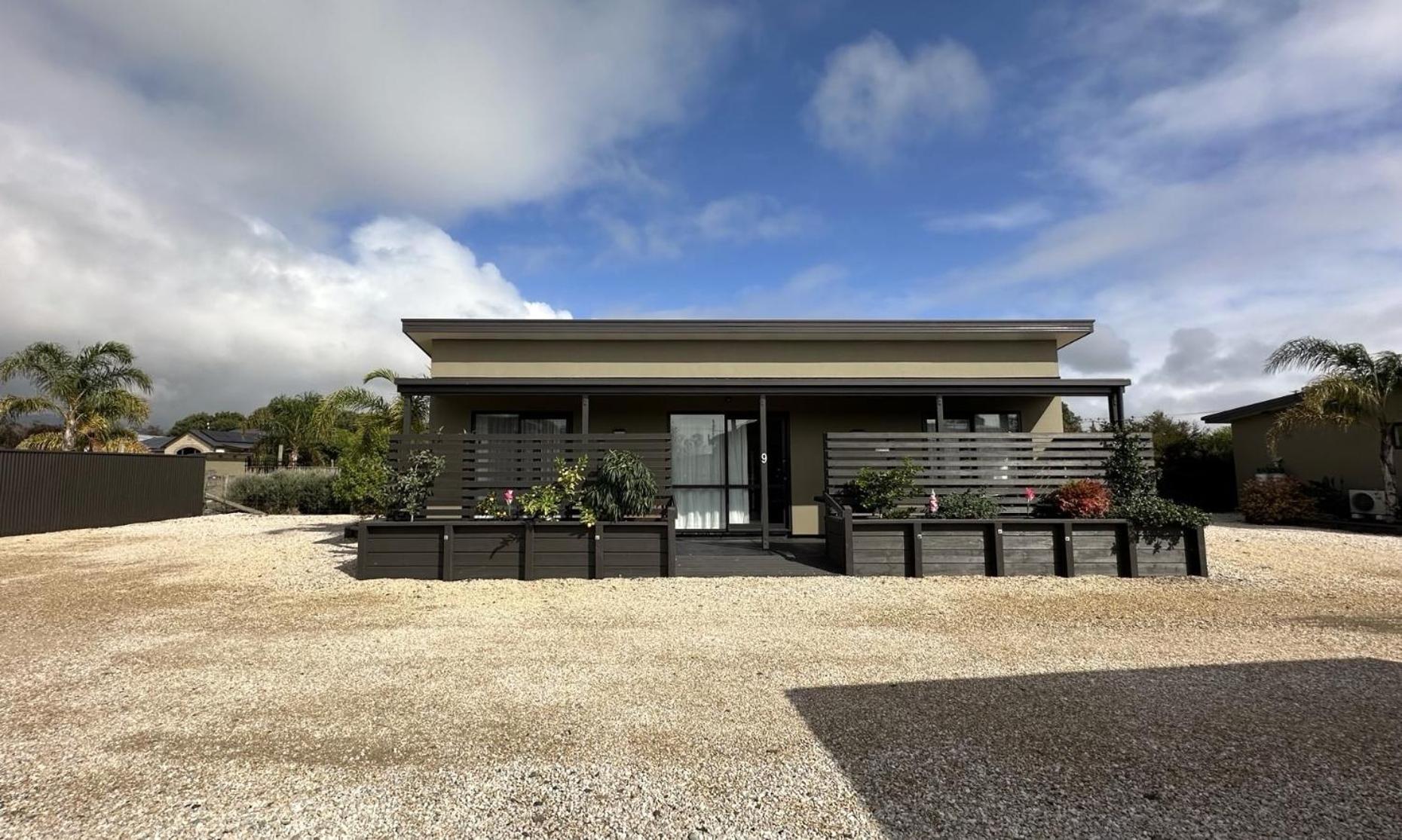 Country Retreats On Ranzau 9 Apartment Hope Exterior photo