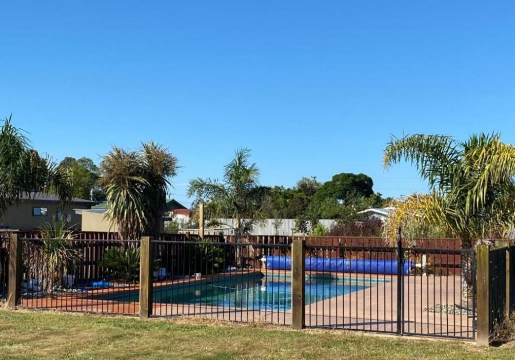 Country Retreats On Ranzau 9 Apartment Hope Exterior photo